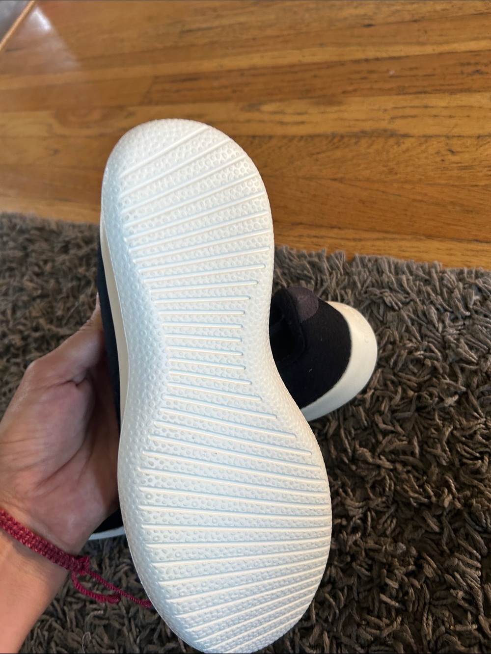 NWOT Allbirds Wool Runner Sneaker in Black with White Sole Womens Size 7 - Picture 5 of 8